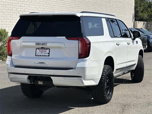 2021 GMC Yukon XL SLT