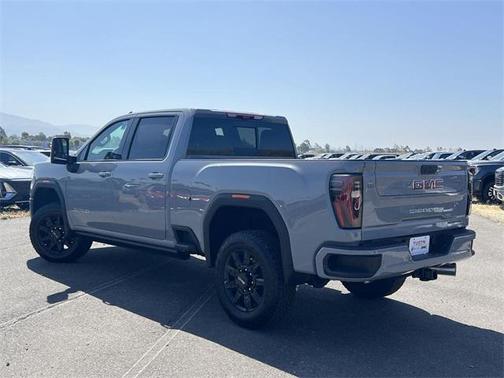 2025 GMC Sierra 2500 AT4