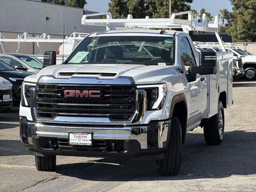 Summit White 2026 GMC Sierra 2500 Pro