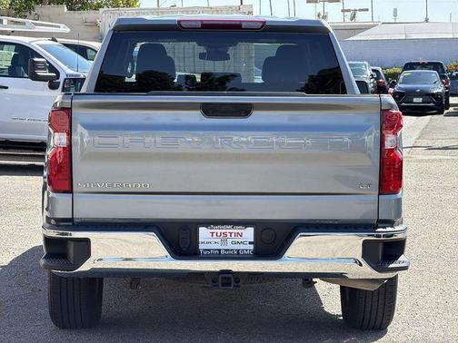 Sterling Gray Metallic 2025 Chevrolet Silverado 1500 LT