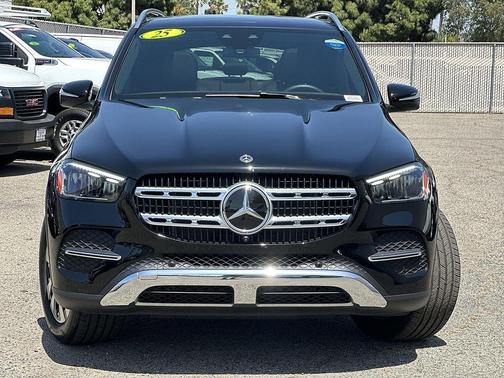 Black 2025 Mercedes-Benz GLE 450e 4MATIC