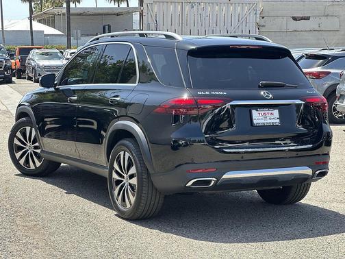 Black 2025 Mercedes-Benz GLE 450e 4MATIC