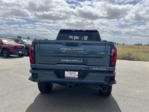 2025 GMC Sierra 2500 Denali Ultimate