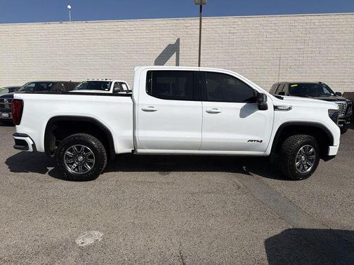 Summit White 2025 GMC Sierra 1500 AT4