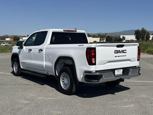 Summit White 2026 GMC Sierra 1500 Pro
