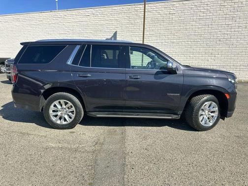 Dark Ash Metallic 2024 Chevrolet Tahoe Premier