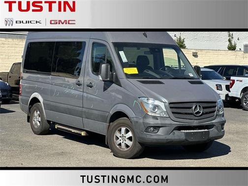 2017 Mercedes-Benz Sprinter 2500 Standard Roof