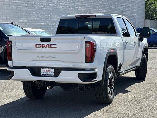 2025 GMC Sierra 2500 Denali