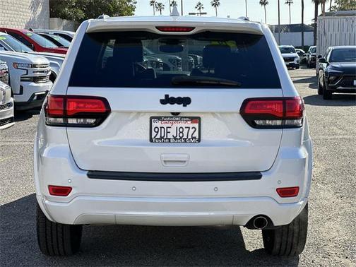 2019 Jeep Grand Cherokee Altitude