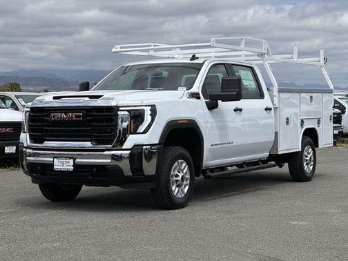 Summit White 2026 GMC Sierra 2500 Pro