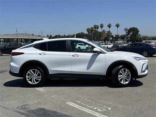 2025 Buick Envista Preferred FWD