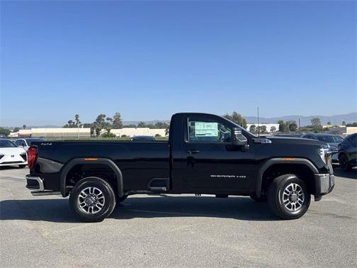 2026 GMC Sierra 3500 SLE