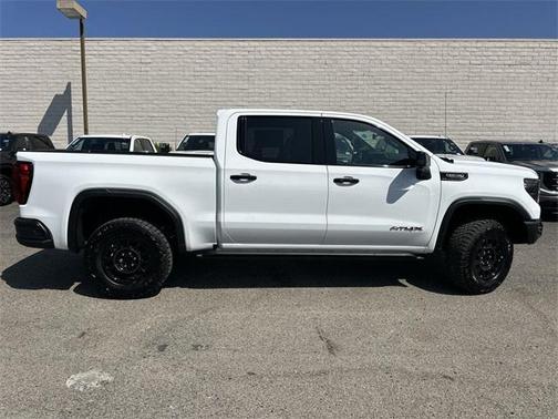 2025 GMC Sierra 1500 AT4X