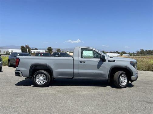 2025 GMC Sierra 1500 Pro