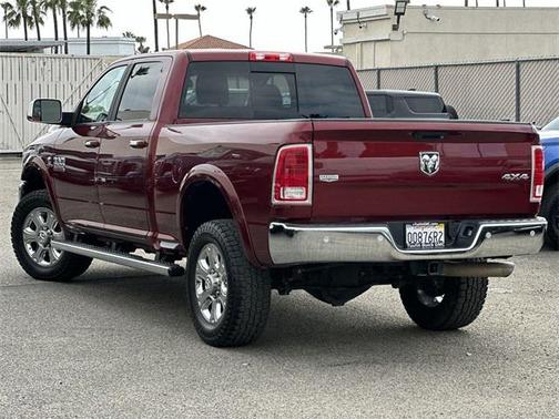 2018 RAM 2500 Laramie Crew Cab 4x4 6'4' Box