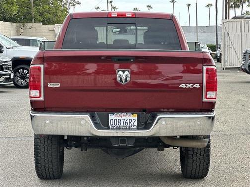 2018 RAM 2500 Laramie Crew Cab 4x4 6'4' Box