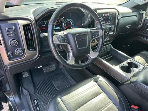 2017 GMC Sierra 2500 Denali