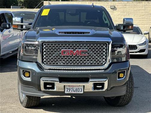 2017 GMC Sierra 2500 Denali