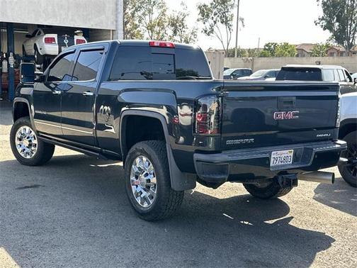 2017 GMC Sierra 2500 Denali