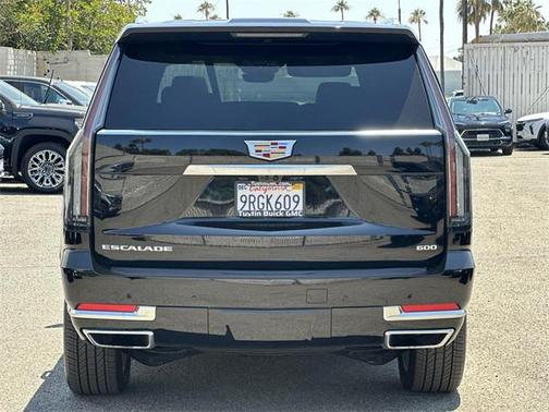 2025 Cadillac Escalade ESV Premium Luxury