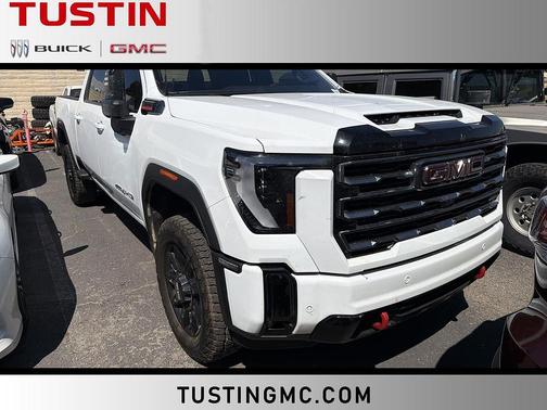 Summit White 2025 GMC Sierra 2500 AT4