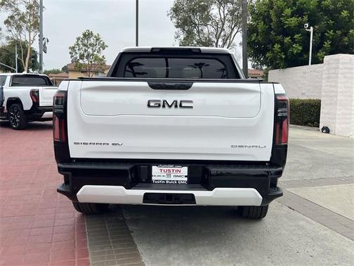 2025 GMC Sierra EV Extended Range Denali