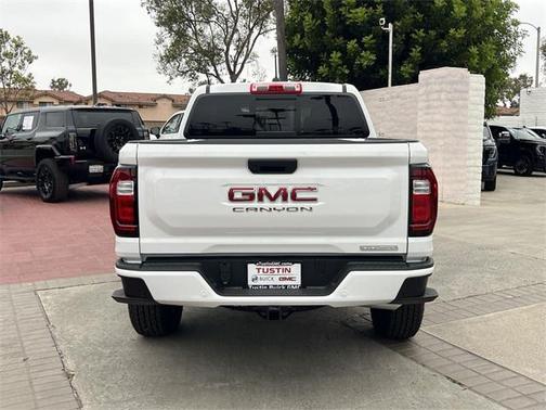 2025 GMC Canyon Elevation