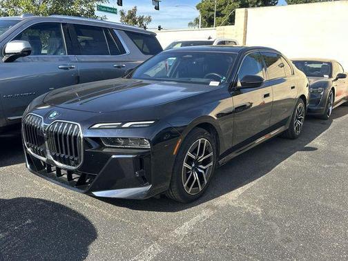 2024 BMW 740 740i