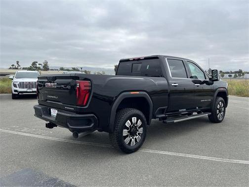 2025 GMC Sierra 2500 Denali