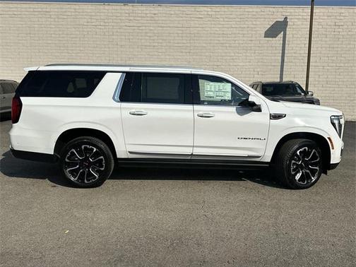 2025 GMC Yukon XL Denali
