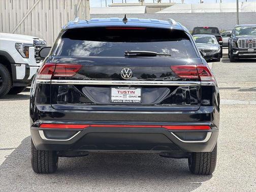 Deep Black 2021 Volkswagen Atlas Cross Sport 2.0T S
