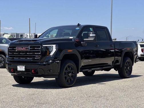 Onyx Black 2026 GMC Sierra 2500 AT4