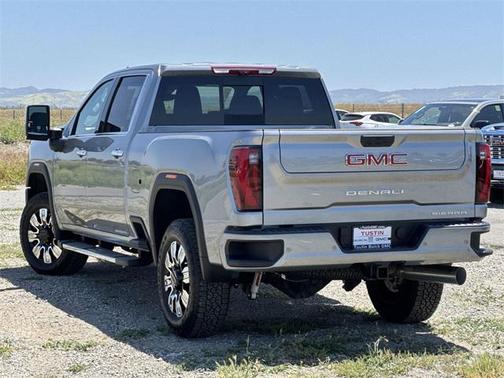 2025 GMC Sierra 2500 Denali