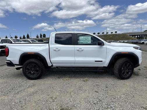 2025 GMC Canyon Elevation