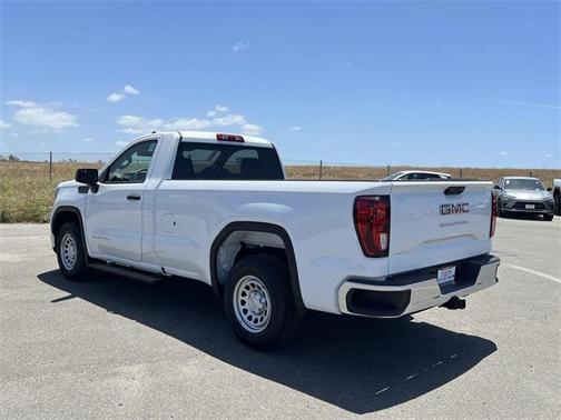 2025 GMC Sierra 1500 Pro