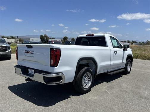 2025 GMC Sierra 1500 Pro