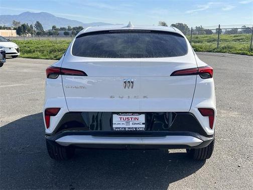 2026 Buick Envista Sport Touring FWD