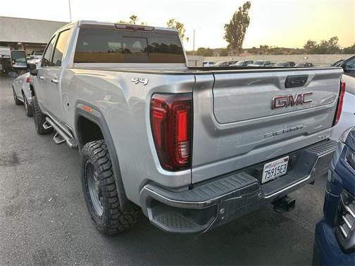 2021 GMC Sierra 2500 SLT