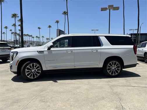 2025 GMC Yukon XL Denali