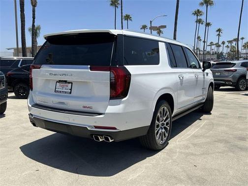 2025 GMC Yukon XL Denali