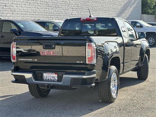 2018 GMC Canyon SLE