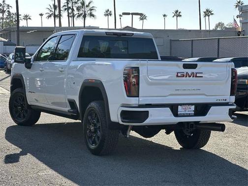 2026 GMC Sierra 2500 AT4