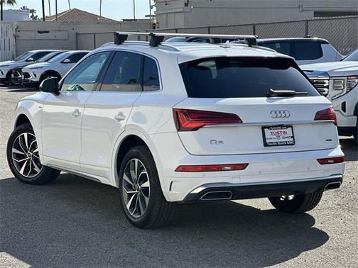 2023 Audi Q5 45 S line Premium Plus