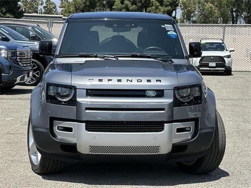 2024 Land Rover Defender 110 P500 SE