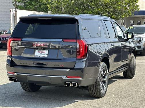 2026 GMC Yukon XL 4WD AT4