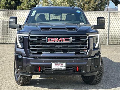 2025 GMC Sierra 2500 AT4