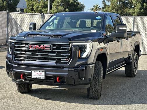 2025 GMC Sierra 2500 AT4