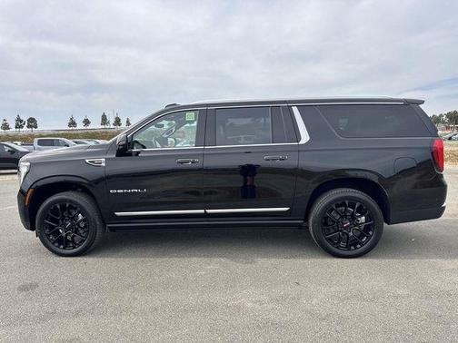Onyx Black 2026 GMC Yukon XL Denali