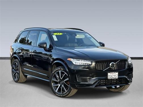 2023 Volvo XC90 Recharge Plug-In Hybrid T8 Ultimate Dark Theme 7-Seater