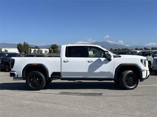 2026 GMC Sierra 2500 AT4